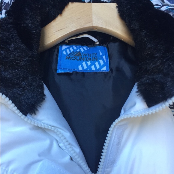 MAKEANOFFER Beautiful Snow White Mountain Winter Vest Hood ❄️ - Picture 3 of 14